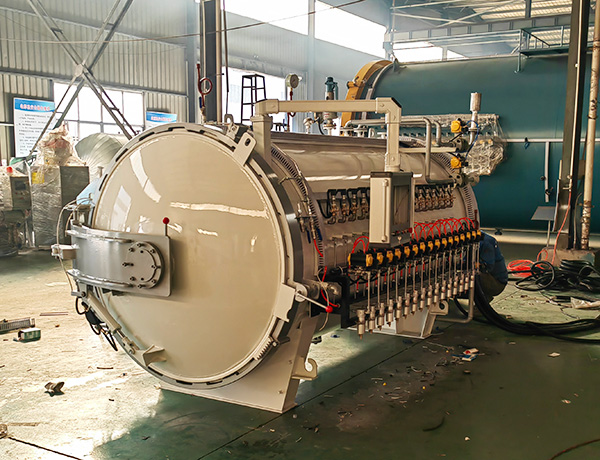 水冷真空热压罐